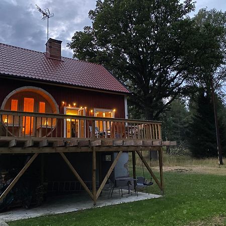 Ferienhaus Smaland Fågelfors エクステリア 写真
